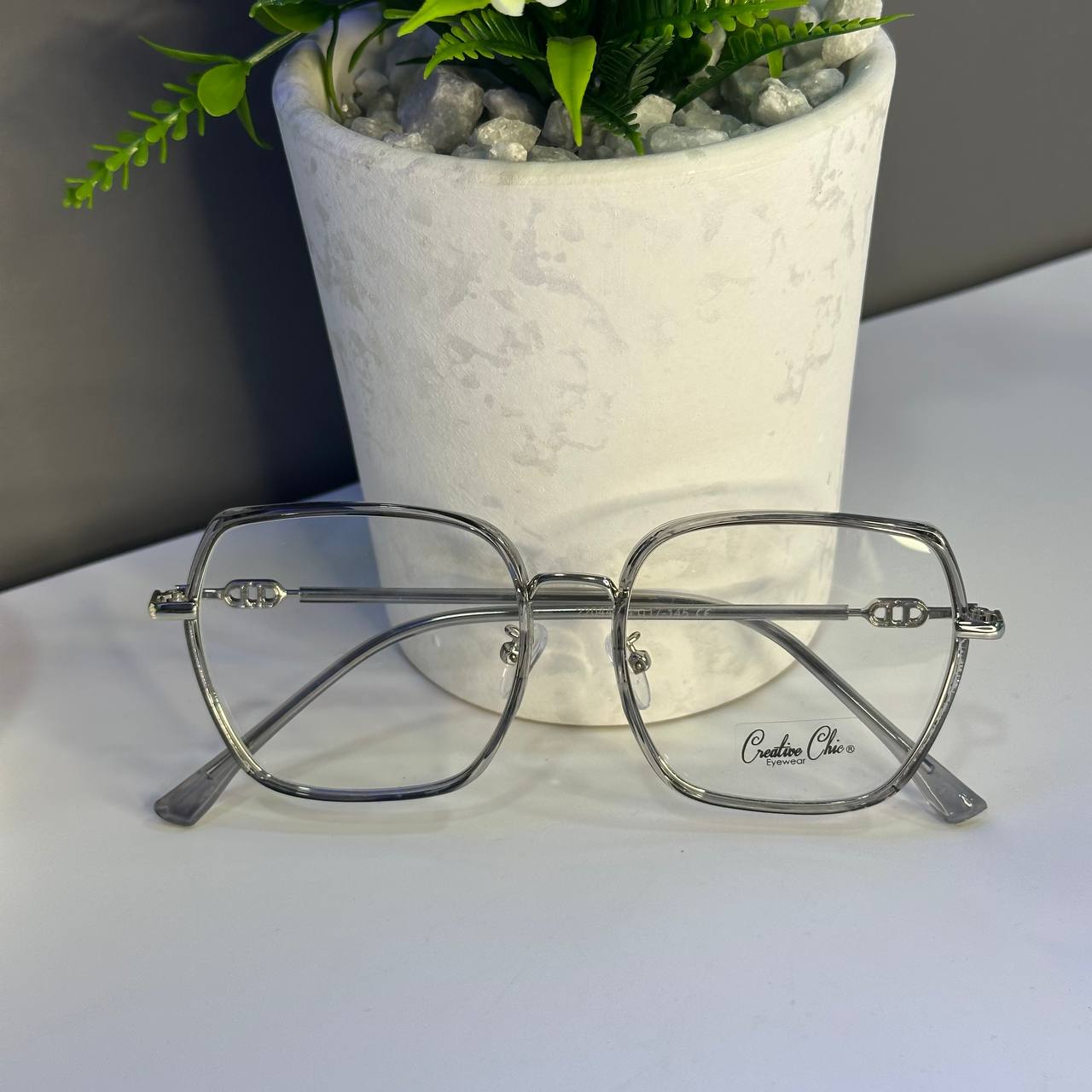 Lunettes creative chic
